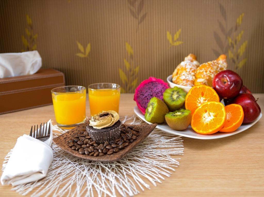 The Cupcake Suites Джакарта Екстериор снимка