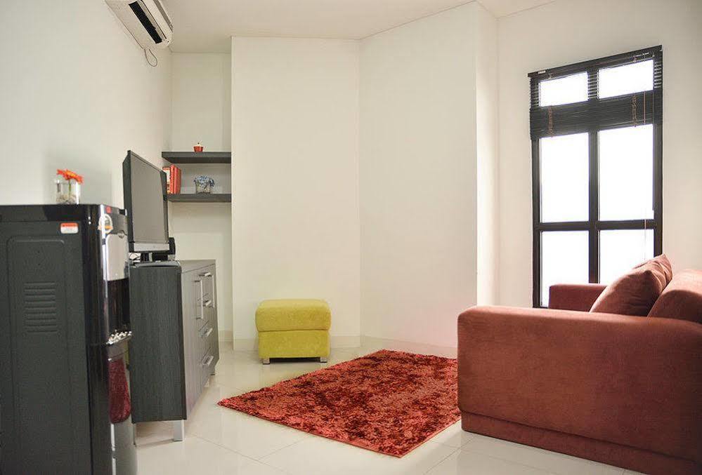 The Cupcake Suites Джакарта Екстериор снимка