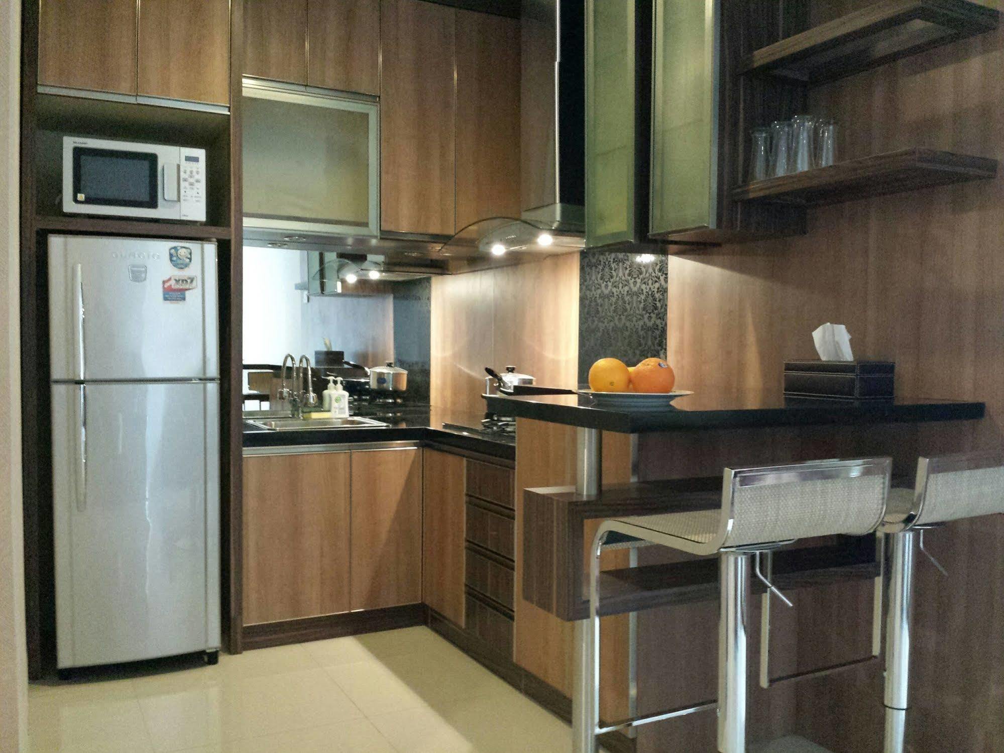 The Cupcake Suites Джакарта Екстериор снимка