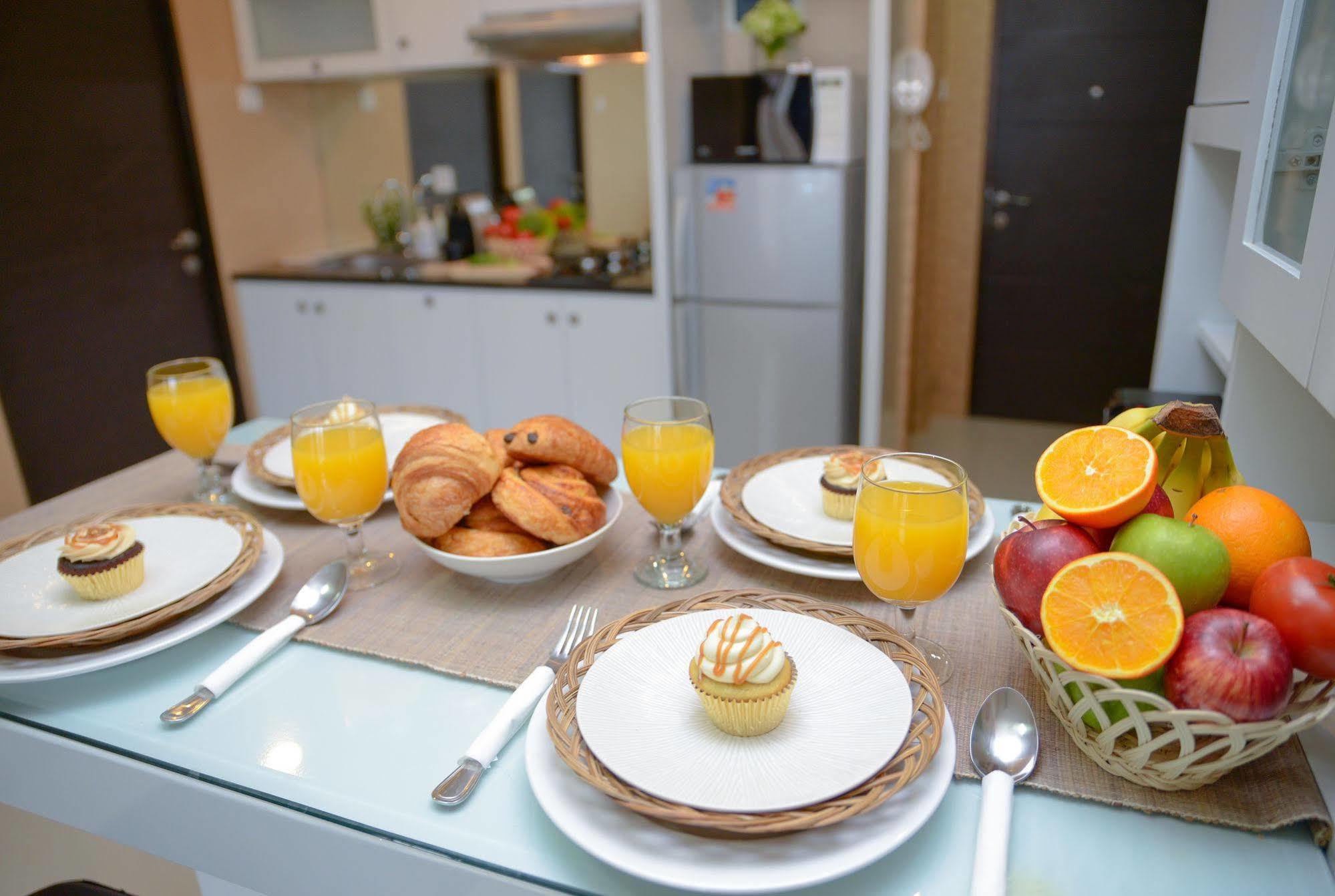 The Cupcake Suites Джакарта Екстериор снимка